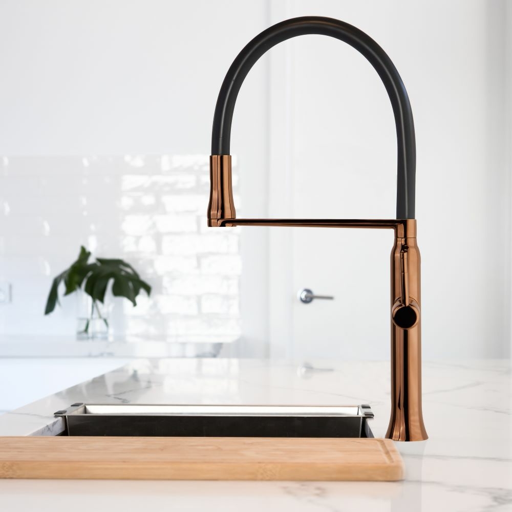Ambiente de cocina integral Santos con amplia isla central