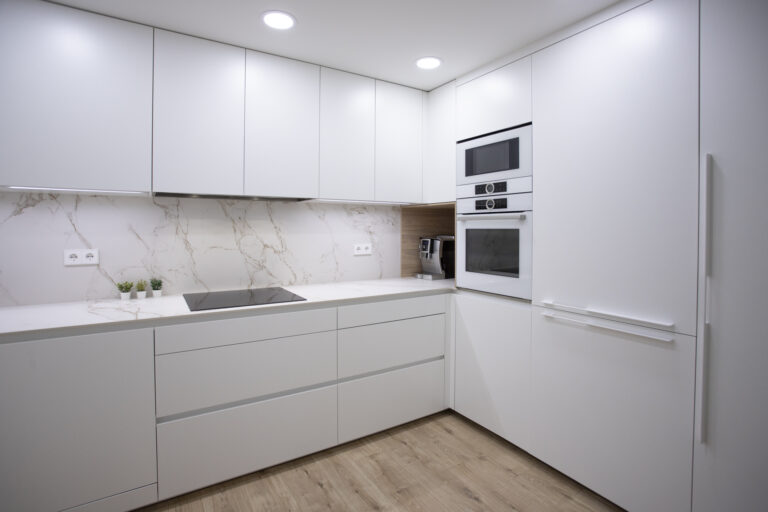 Cocina Santos blanca alargada